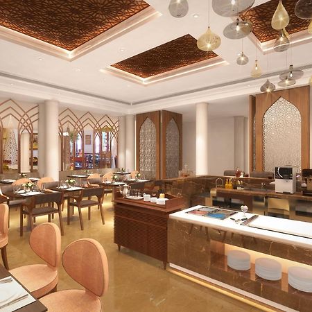Taj Mahal Lucknow Hotel Екстериор снимка