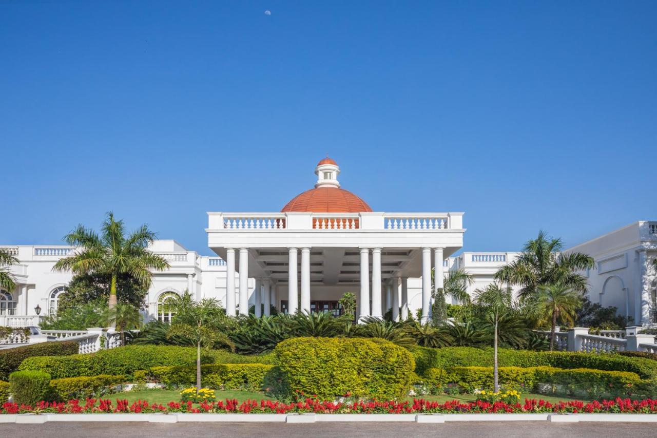 Taj Mahal Lucknow Hotel Екстериор снимка