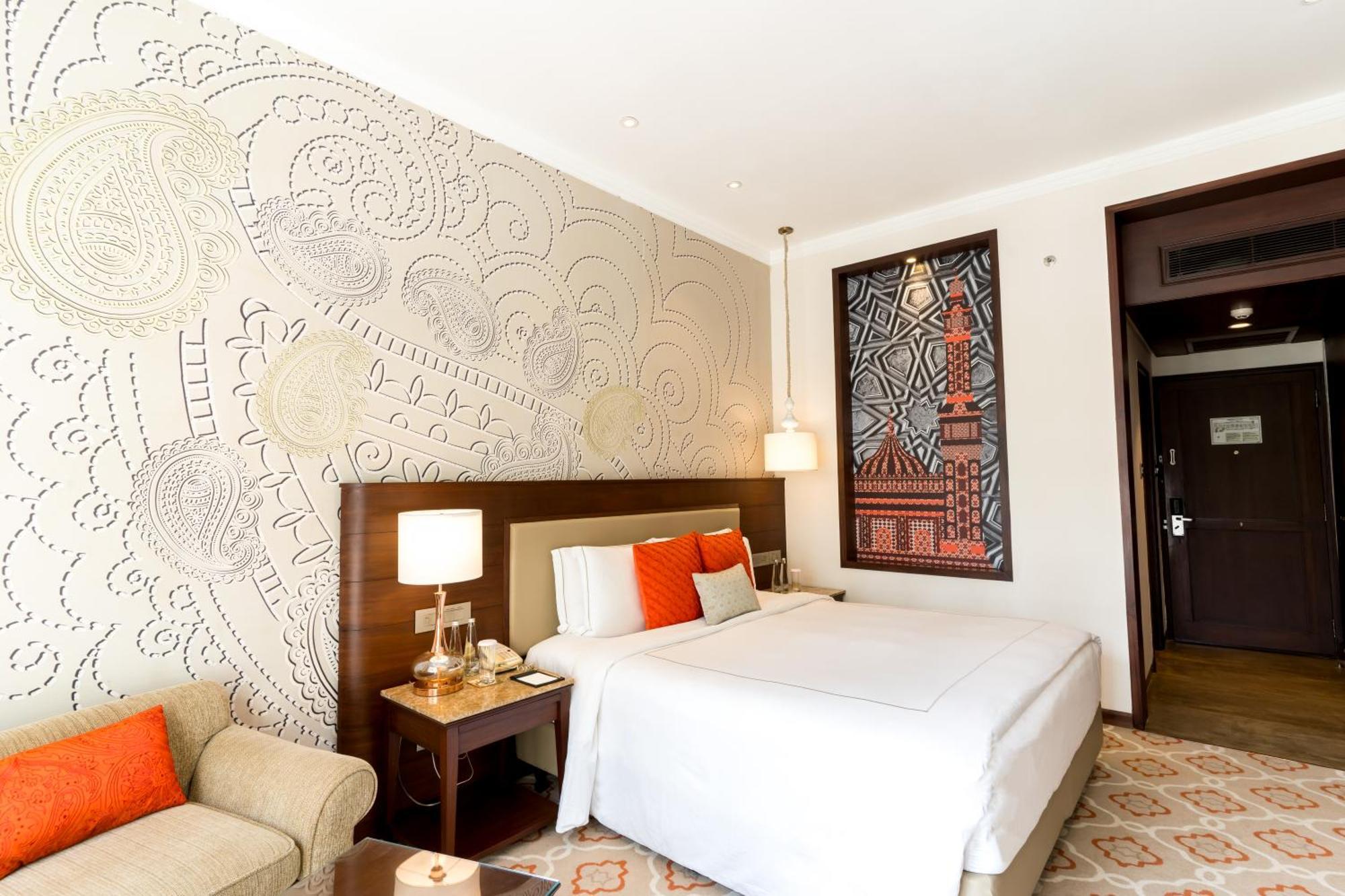 Taj Mahal Lucknow Hotel Стая снимка